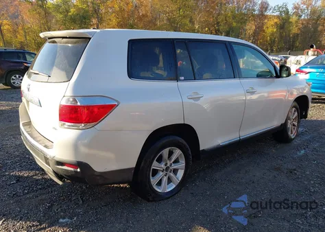 2011 Toyota Highlander Base V6 из США, поврежденный, VIN 5TDBK3EHXBS068910